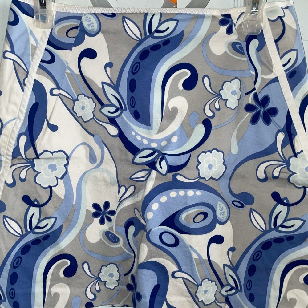 Tahari size 4